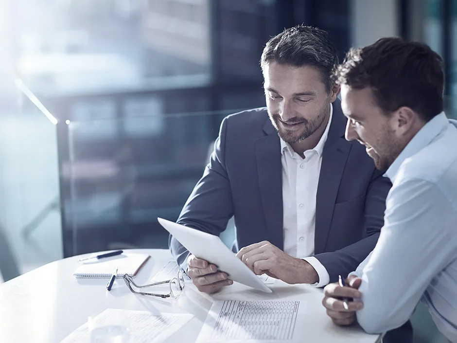 financial services & insurance
